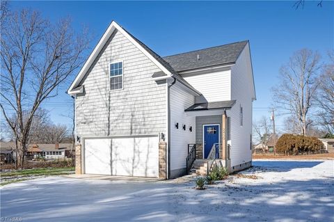 A home in Kernersville