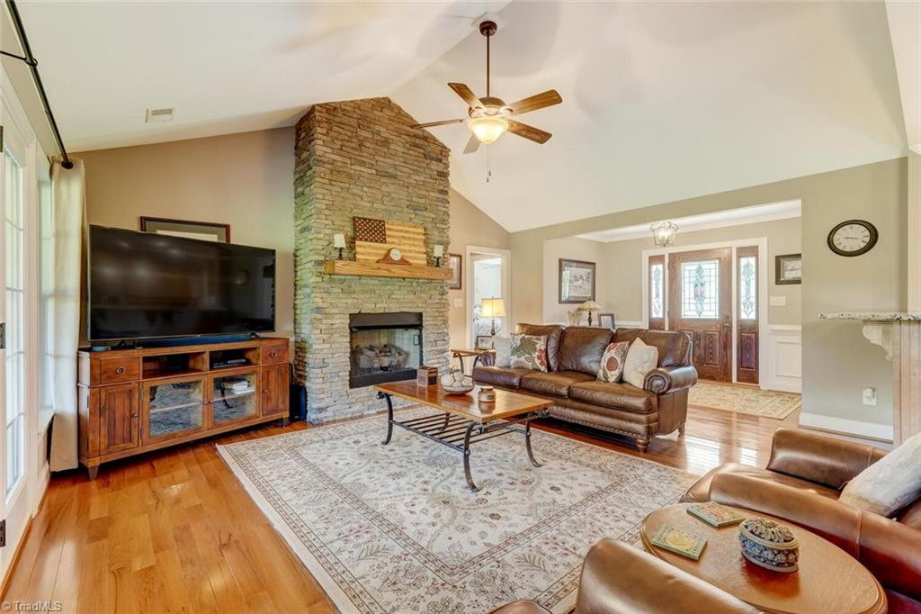 183 Oak Leaf Drive, Reidsville, North Carolina image 14