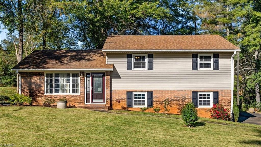Photo of 4530 Chebar Drive, Pfafftown, NC 27040 (MLS # 1240062)