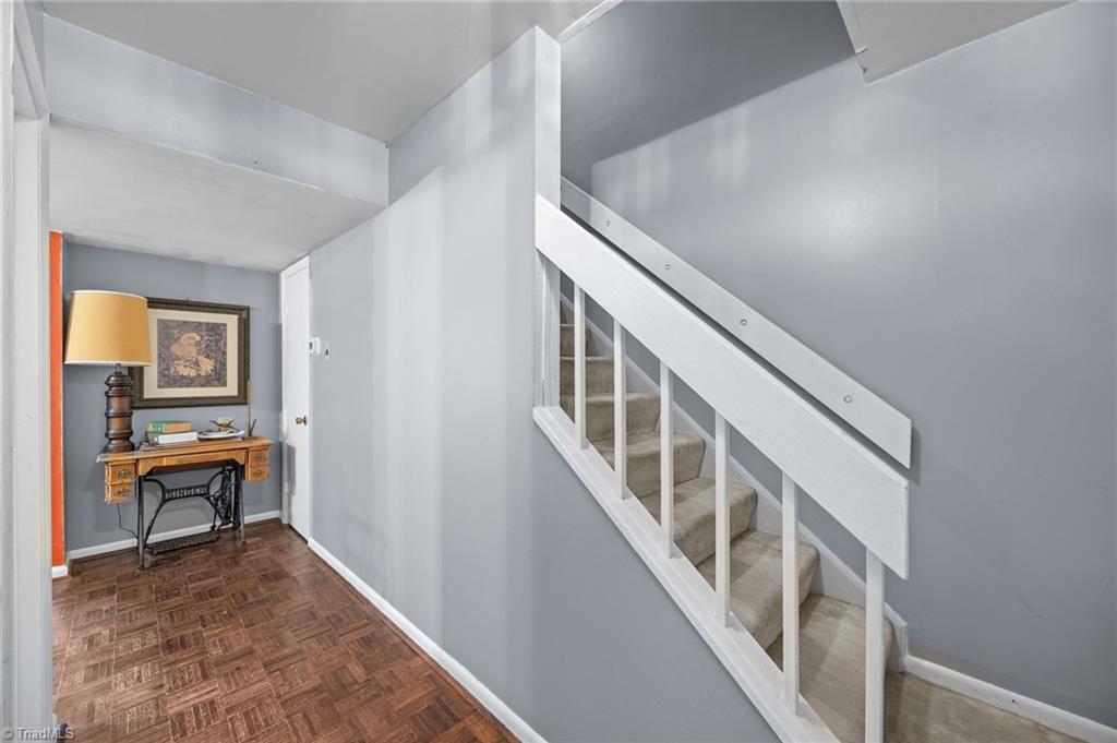 217 Village Lane #G, Greensboro, North Carolina image 9