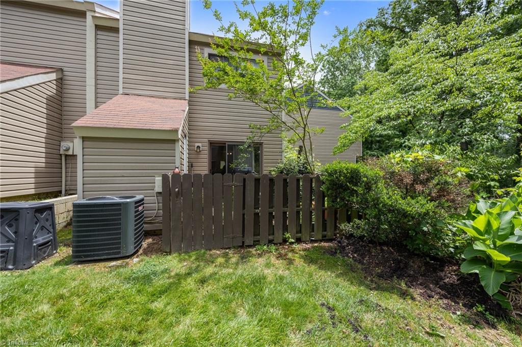 217 Village Lane #G, Greensboro, North Carolina image 3