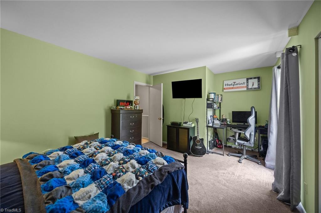 217 Village Lane #G, Greensboro, North Carolina image 27