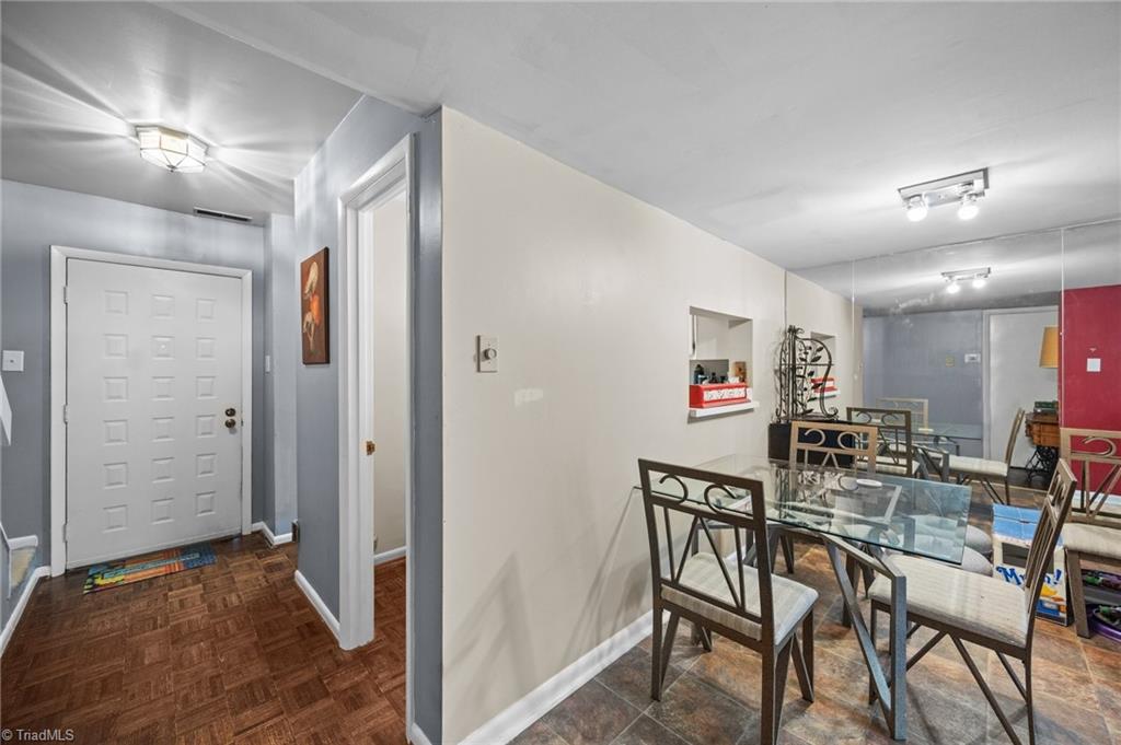 217 Village Lane #G, Greensboro, North Carolina image 15