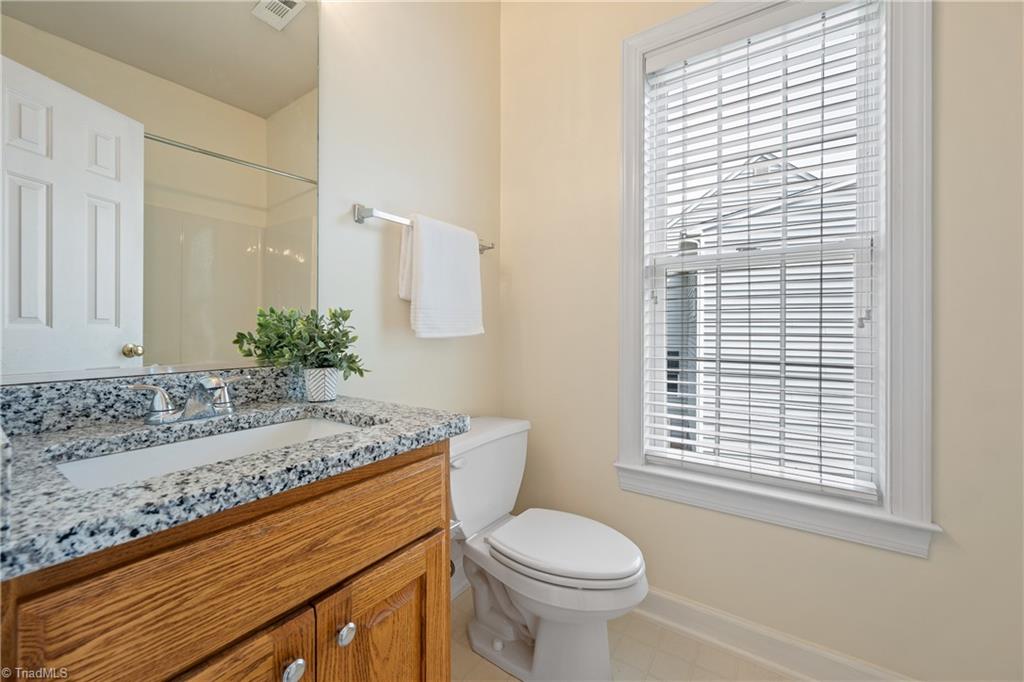 5006 Hartridge Way, Greensboro, North Carolina image 38