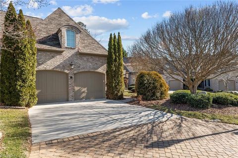 Photo for 38 Creswell Court