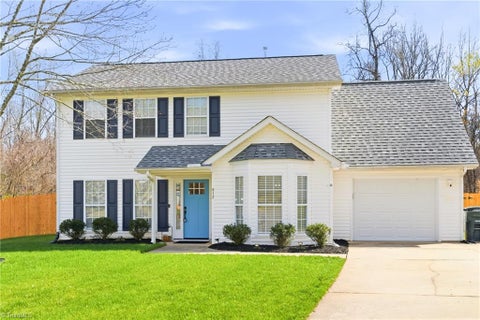 Photo for 612 Spring Leaf Court
