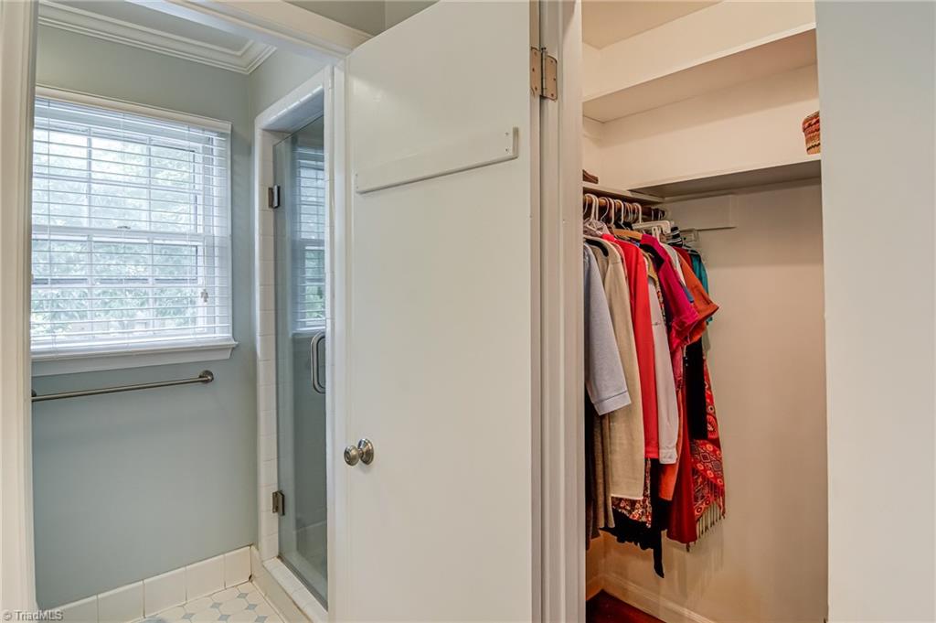 1007 Elderwood Place, Greensboro, North Carolina image 22