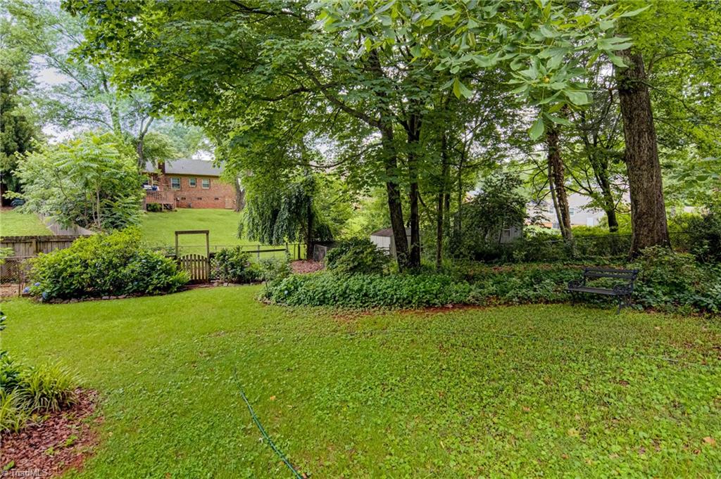 1007 Elderwood Place, Greensboro, North Carolina image 32