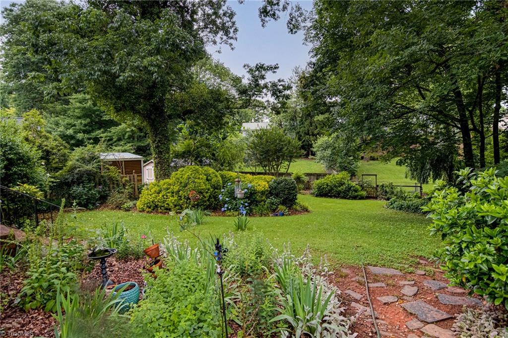 1007 Elderwood Place, Greensboro, North Carolina image 30