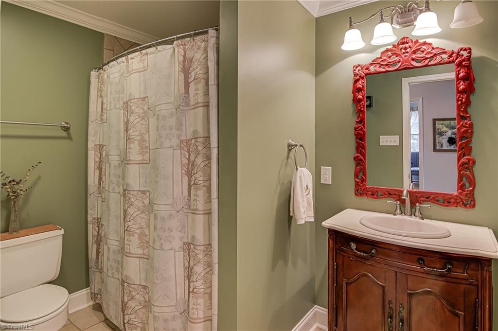 1007 Elderwood Place, Greensboro, North Carolina image 17