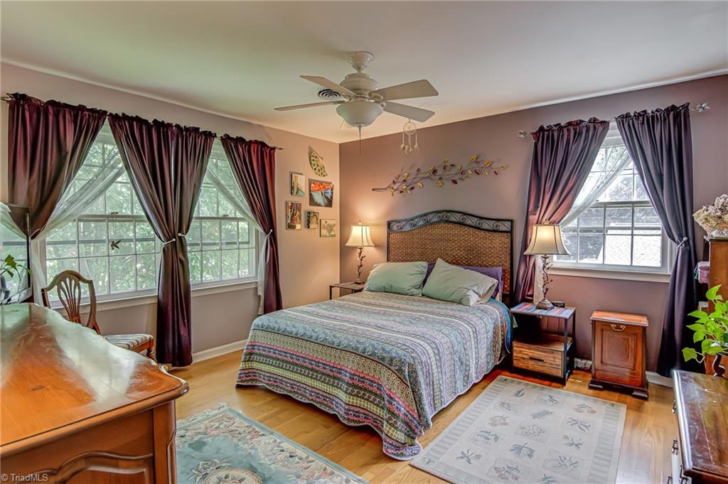 1007 Elderwood Place, Greensboro, North Carolina image 18