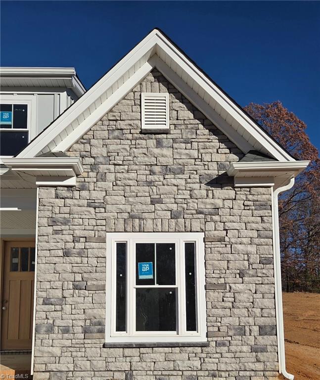 5021 Ashwood Forest Trail