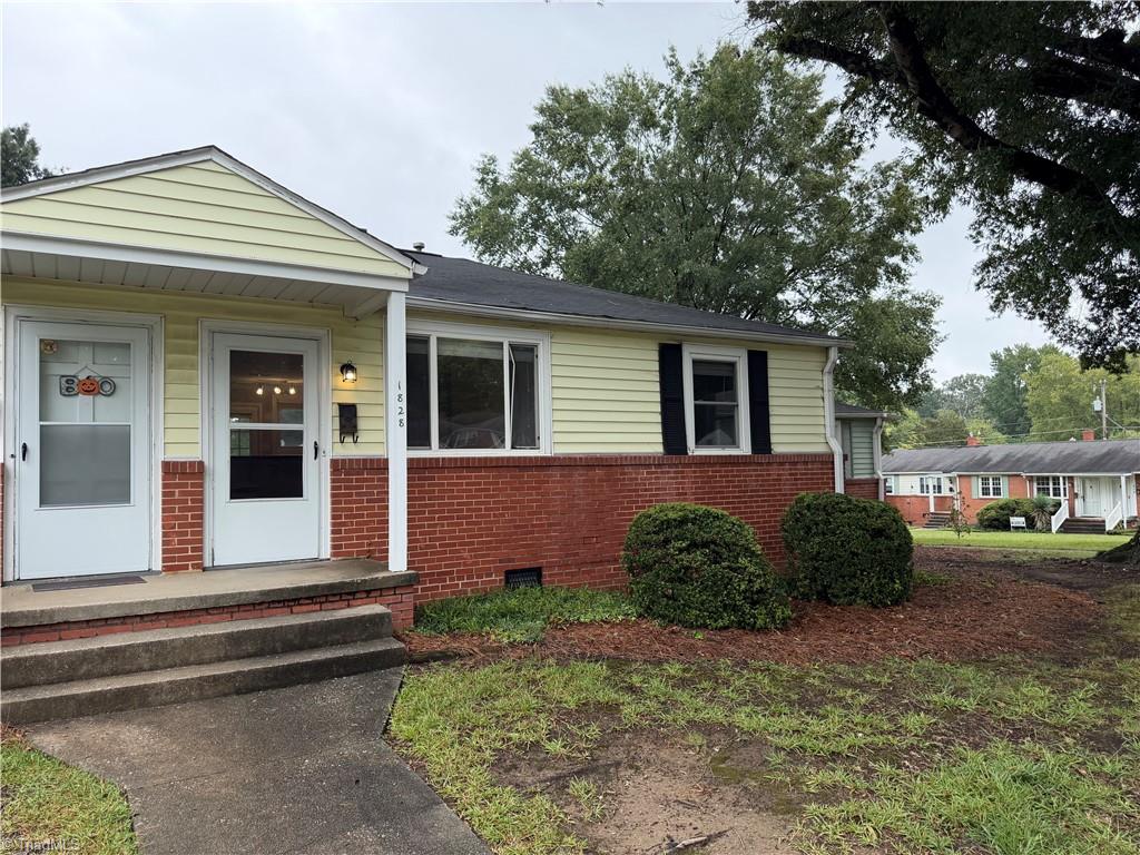 Photo of 1828 Villa Drive, Greensboro, NC 27403 (MLS # 1236448)