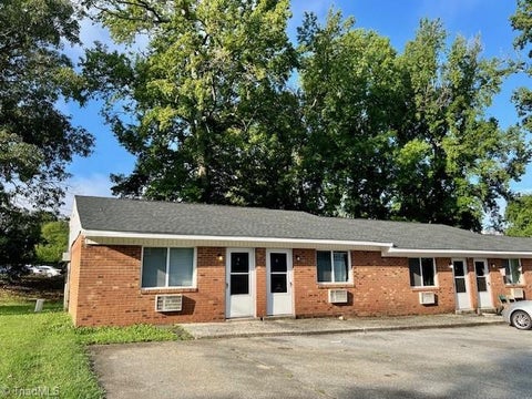 Multifamily For Rent - 201 Woodnell Street #A<br/> Guilford County, Greensboro, NC 27405