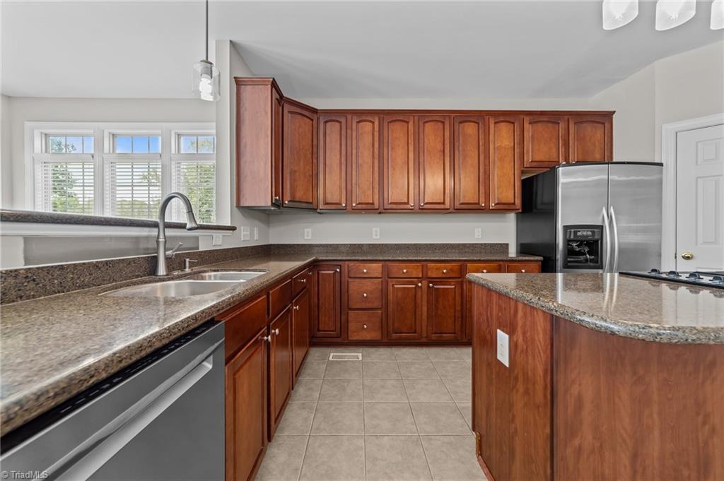 8407 Chartwell Drive, Oak Ridge, North Carolina image 19