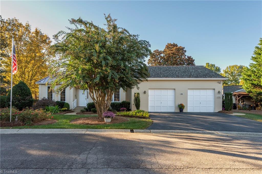 126 Linden Place