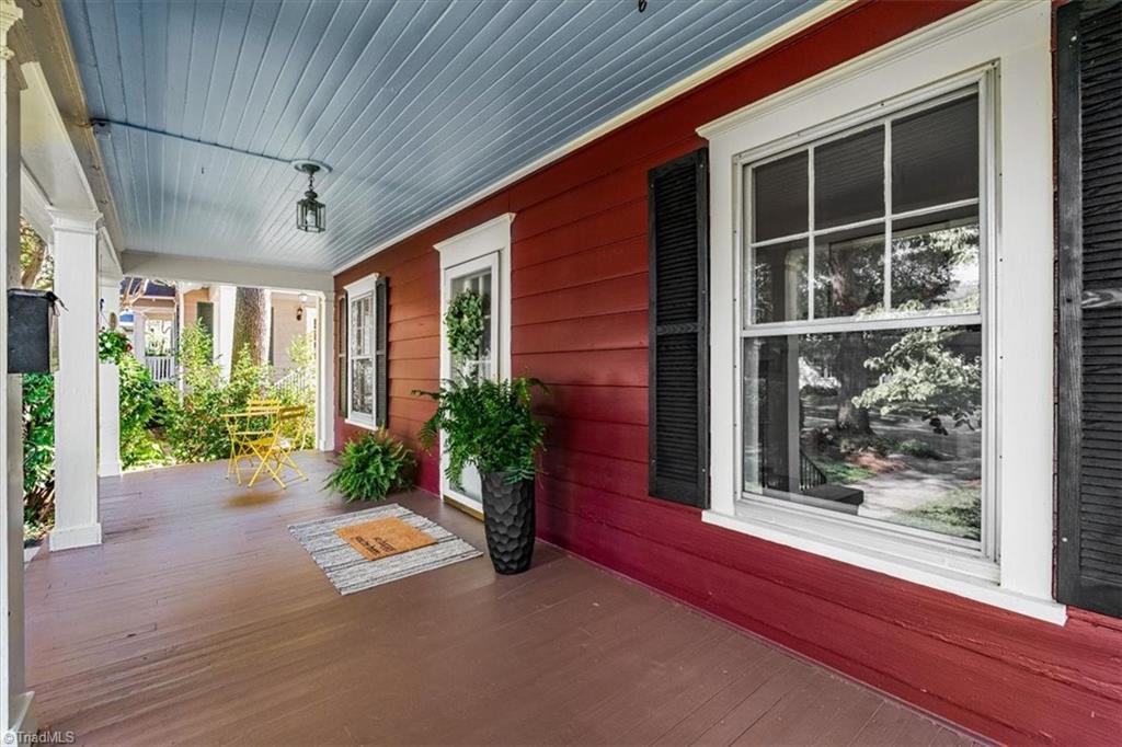 Greensboro, North Carolina 27401, United States, 4 Bedrooms Bedrooms, ,3 BathroomsBathrooms,Residential,Active,181277