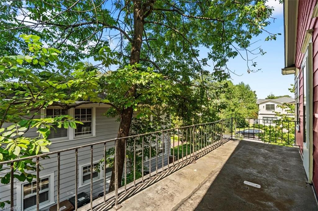 Greensboro, North Carolina 27401, United States, 4 Bedrooms Bedrooms, ,3 BathroomsBathrooms,Residential,Active,181277