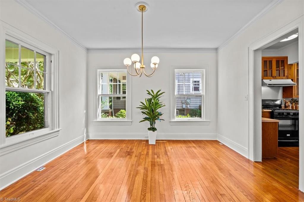 Greensboro, North Carolina 27401, United States, 4 Bedrooms Bedrooms, ,3 BathroomsBathrooms,Residential,Active,181277