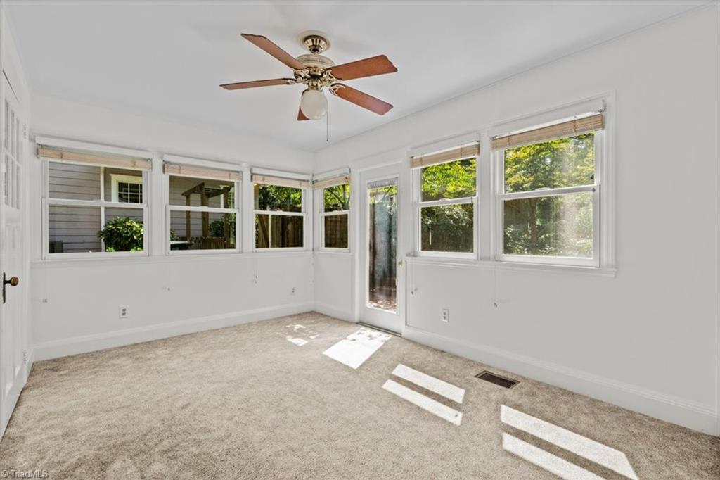 Greensboro, North Carolina 27401, United States, 4 Bedrooms Bedrooms, ,3 BathroomsBathrooms,Residential,Active,181277