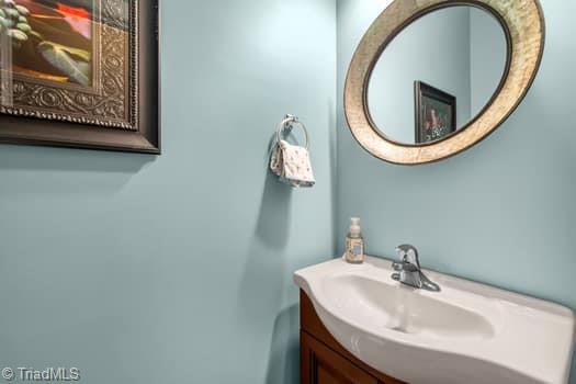 2382 Birch View Drive, High Point, North Carolina image 35
