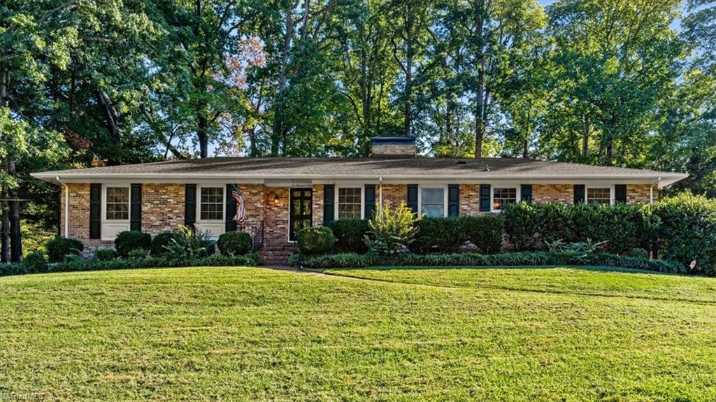 Photo of 640 Hemlock Drive, Asheboro, NC 27205 (MLS # 1237346)