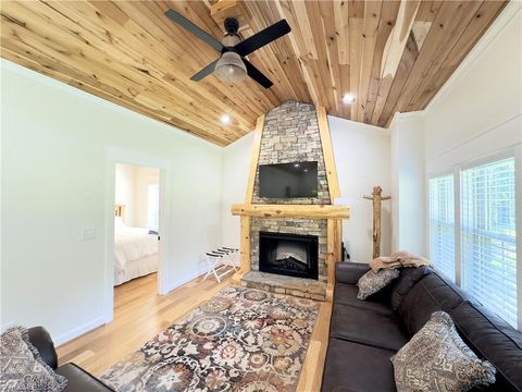 Homes For Sale - 440 Old Railroad Grade Road<br/> Thurmond, NC 28683