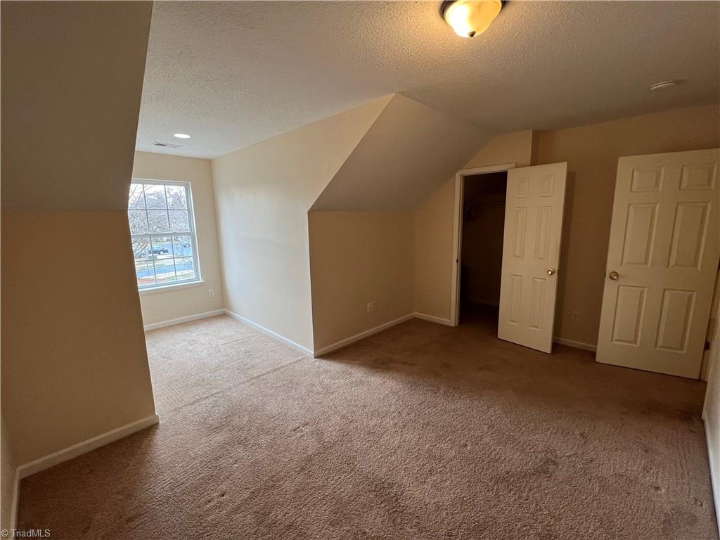 Photo 15 of 17 of 3347 Victoria Park Lane townhome