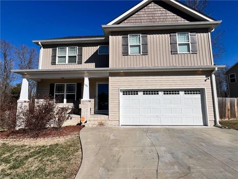Photo for 105 Logan Riley Road