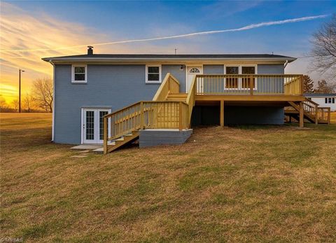 Homes For Sale - 5595 Rockford Drive<br/> Trinity, NC 27370