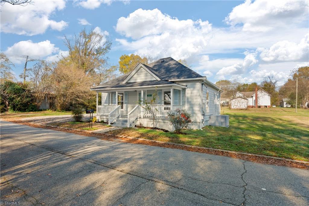 521 Walnut Street, Eden, North Carolina image 5