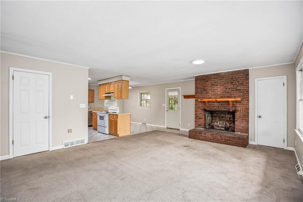 915 Mayford Drive, Kernersville, North Carolina image 4
