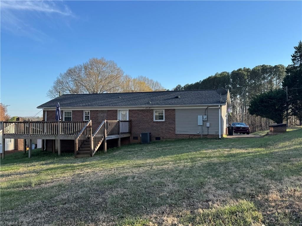 Photo of 158 Betty Avenue, Mount Airy, NC 27030 (MLS # 1211064)