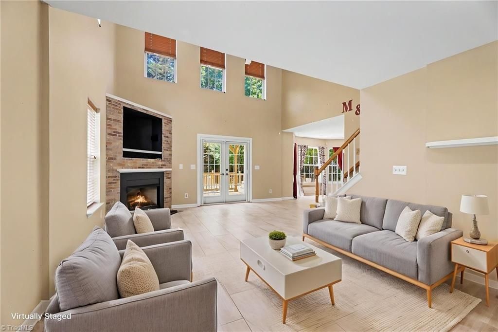 Photo of 754 Peachtree Meadows Circle, Kernersville, NC 27284 (MLS # 1218411)