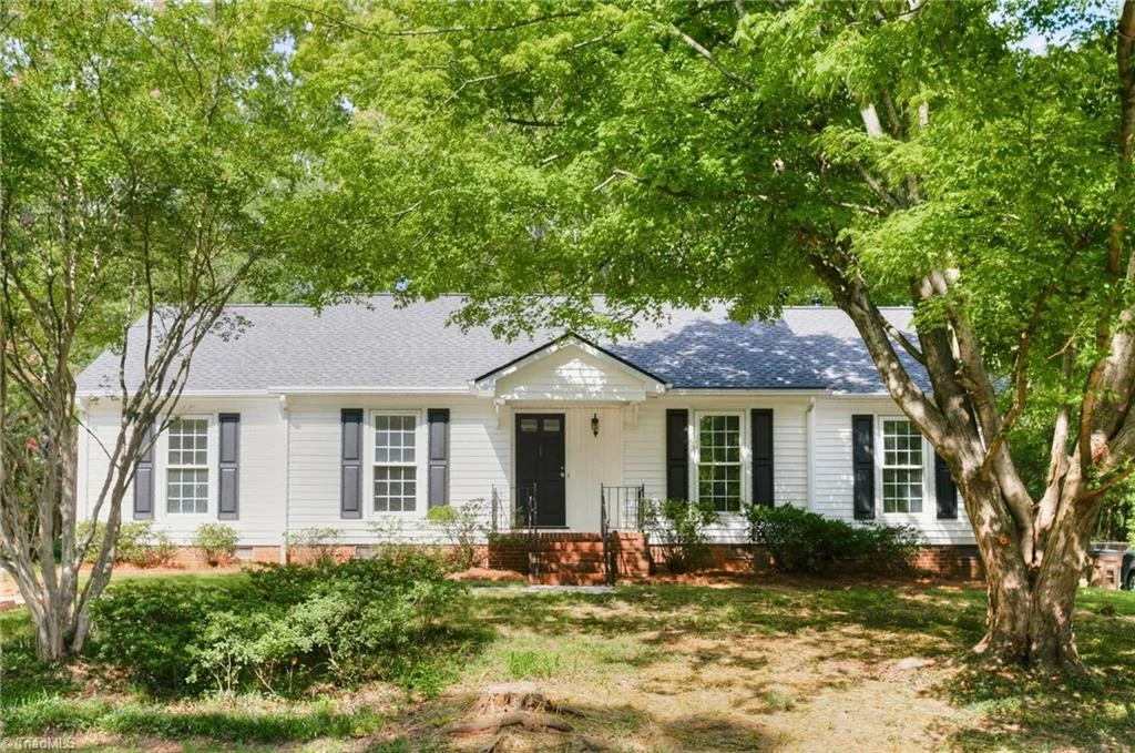 206 Village Lane, Greensboro, NC, 27409