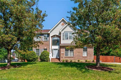 Homes For Sale - 3744 Deerfield Street<br/> High Point, NC 27265