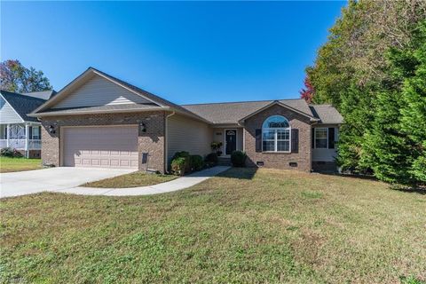 A home in Archdale