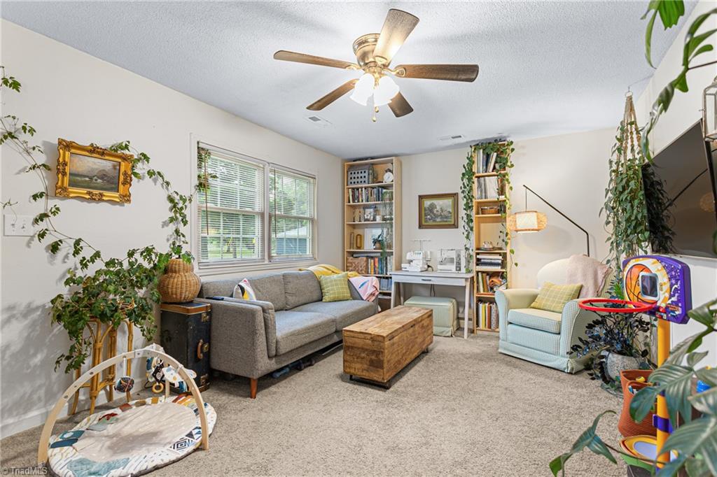 9205 Payne Road, Kernersville, North Carolina image 6