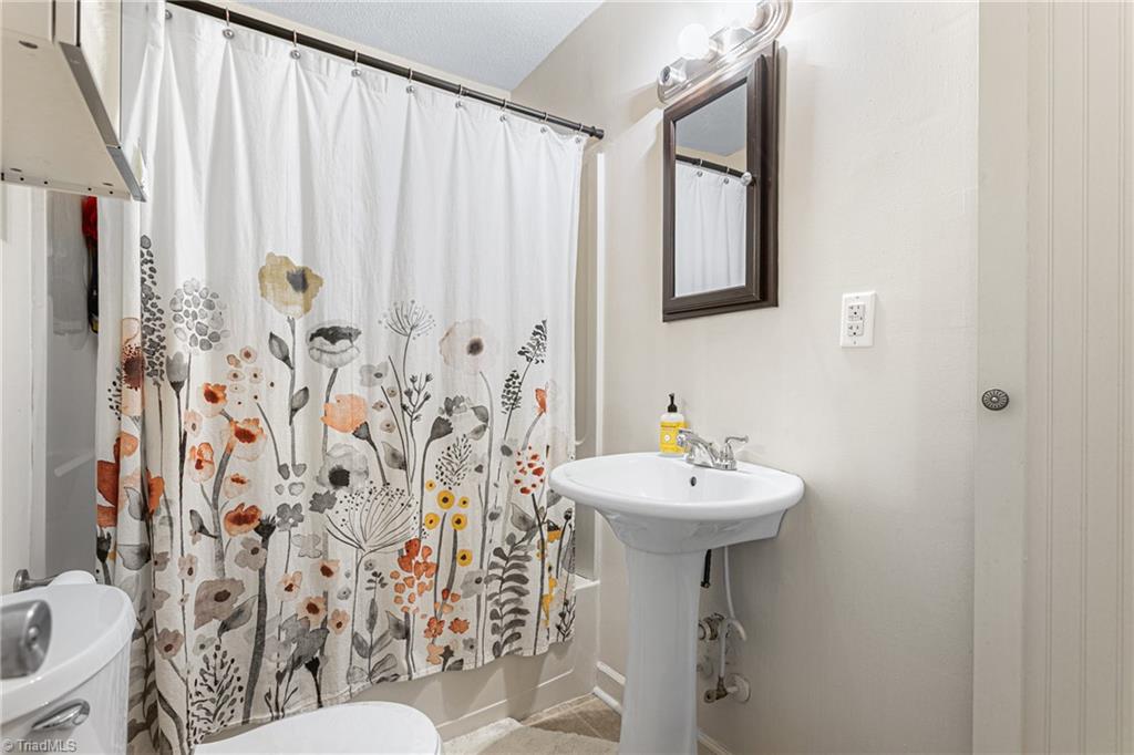 9205 Payne Road, Kernersville, North Carolina image 13