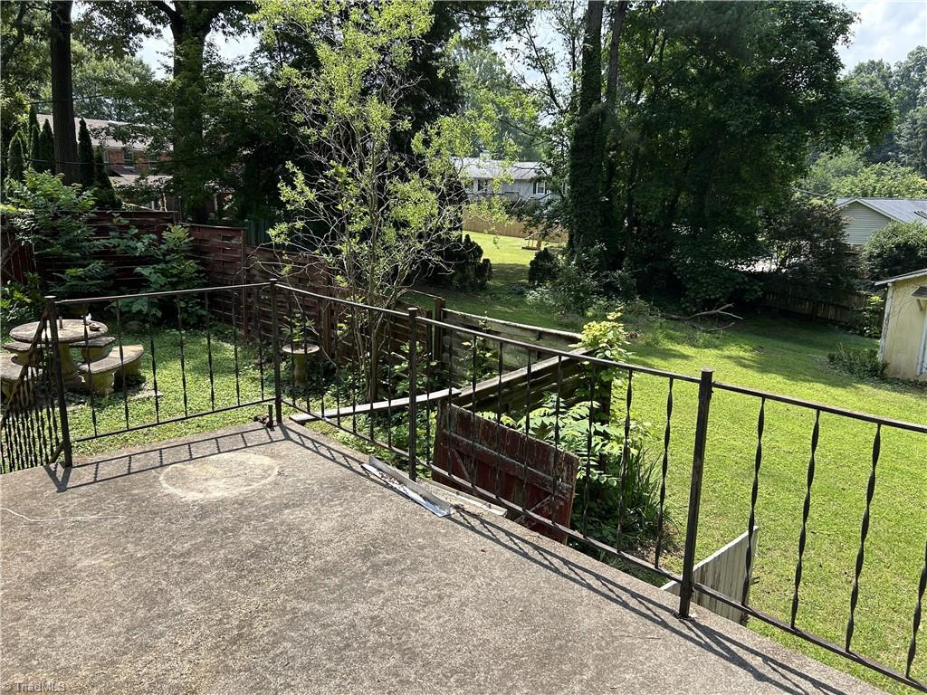 Greensboro, North Carolina 27410, United States, 3 Bedrooms Bedrooms, ,2 BathroomsBathrooms,Residential,Pending,145932