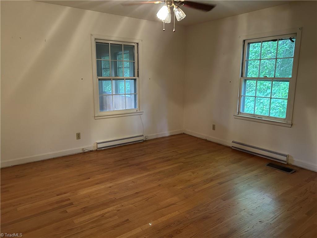 Greensboro, North Carolina 27410, United States, 3 Bedrooms Bedrooms, ,2 BathroomsBathrooms,Residential,Pending,145932