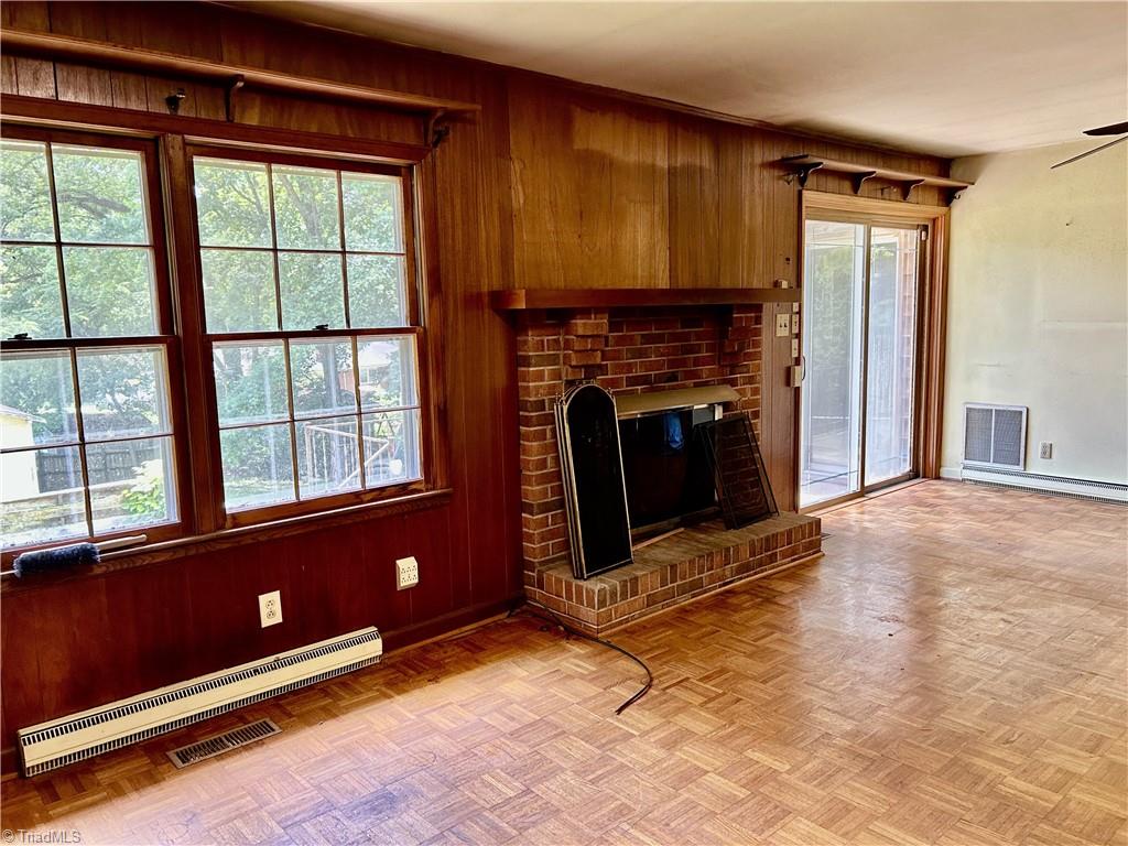 Greensboro, North Carolina 27410, United States, 3 Bedrooms Bedrooms, ,2 BathroomsBathrooms,Residential,Pending,145932