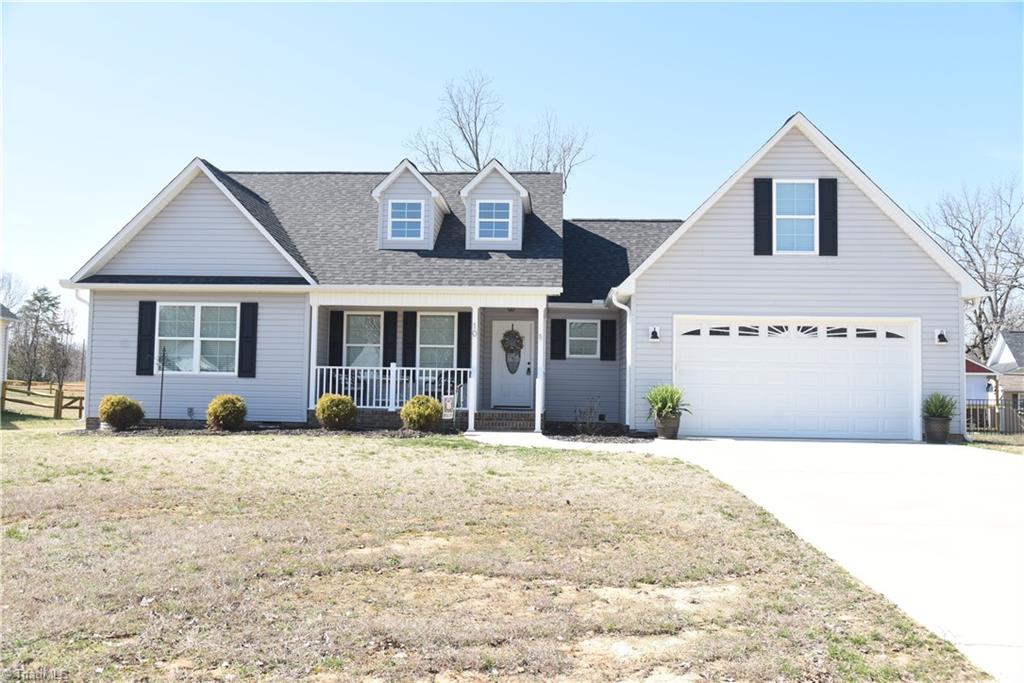10 Roselynn Lane, Thomasville, North Carolina image 1