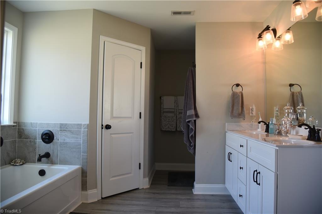 10 Roselynn Lane, Thomasville, North Carolina image 18