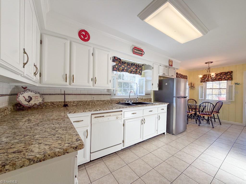 1104 Tarleton Avenue