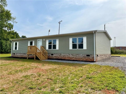 Mobile Home For Sale - 146 Con Lee Drive<br/> Olin, NC 28660