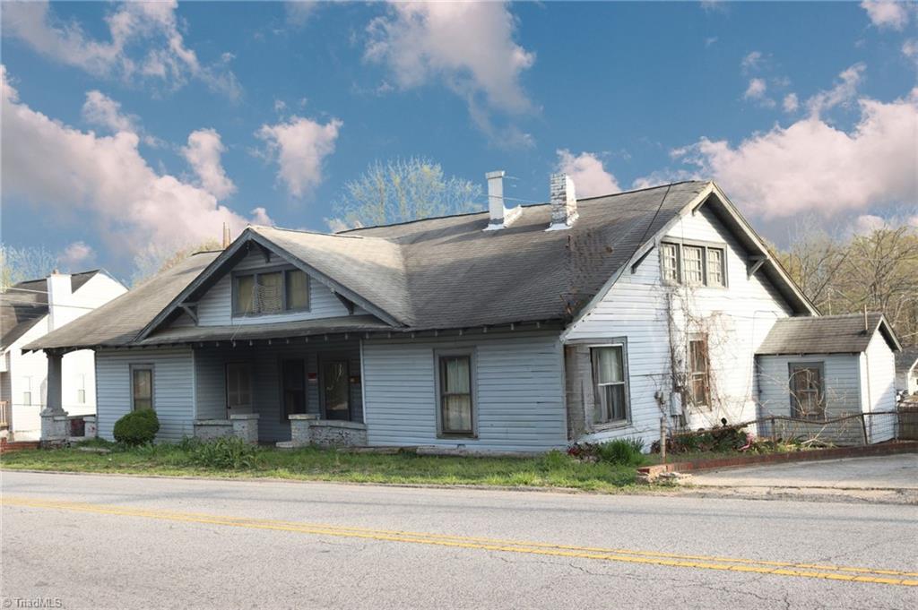 828 E Lexington Avenue, High Point, North Carolina image 3