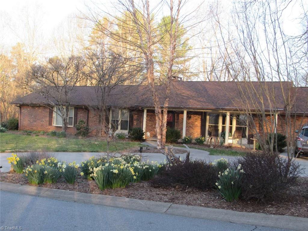 408 Colonial Drive, North Wilkesboro, NC, 28659