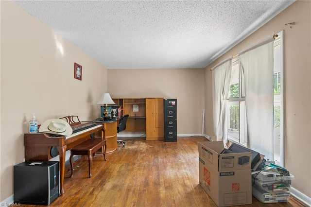 5908 Firewood Trail, photo 2 of 32
