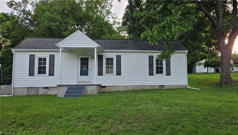 426 Smith Street Burlington NC 27217